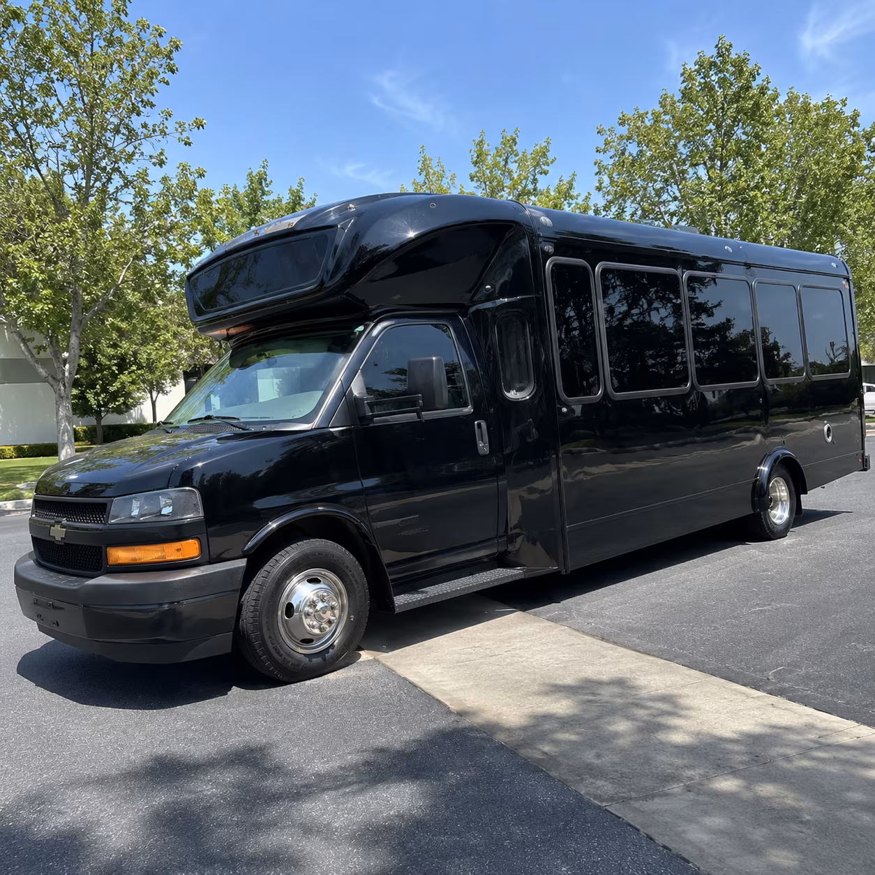 boston 15 passenger party bus