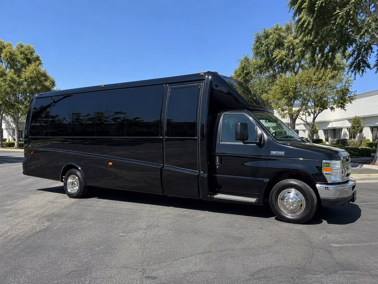 bus rentals for boston marathon major races and outdoor sporting events